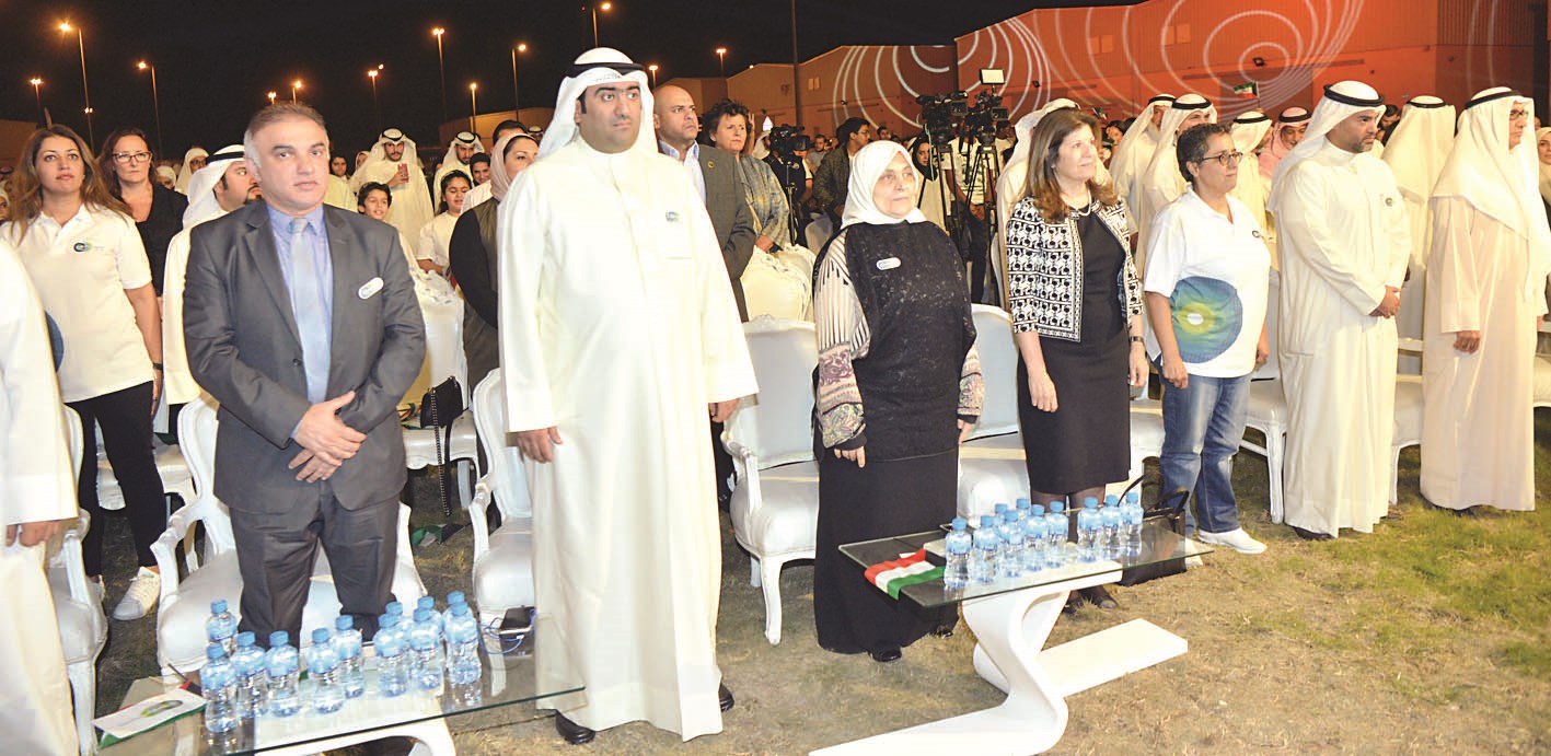 الصبيح والروضان في مقدم حضور حفل افتتاح المصنع  (تصوير نايف العقلة)