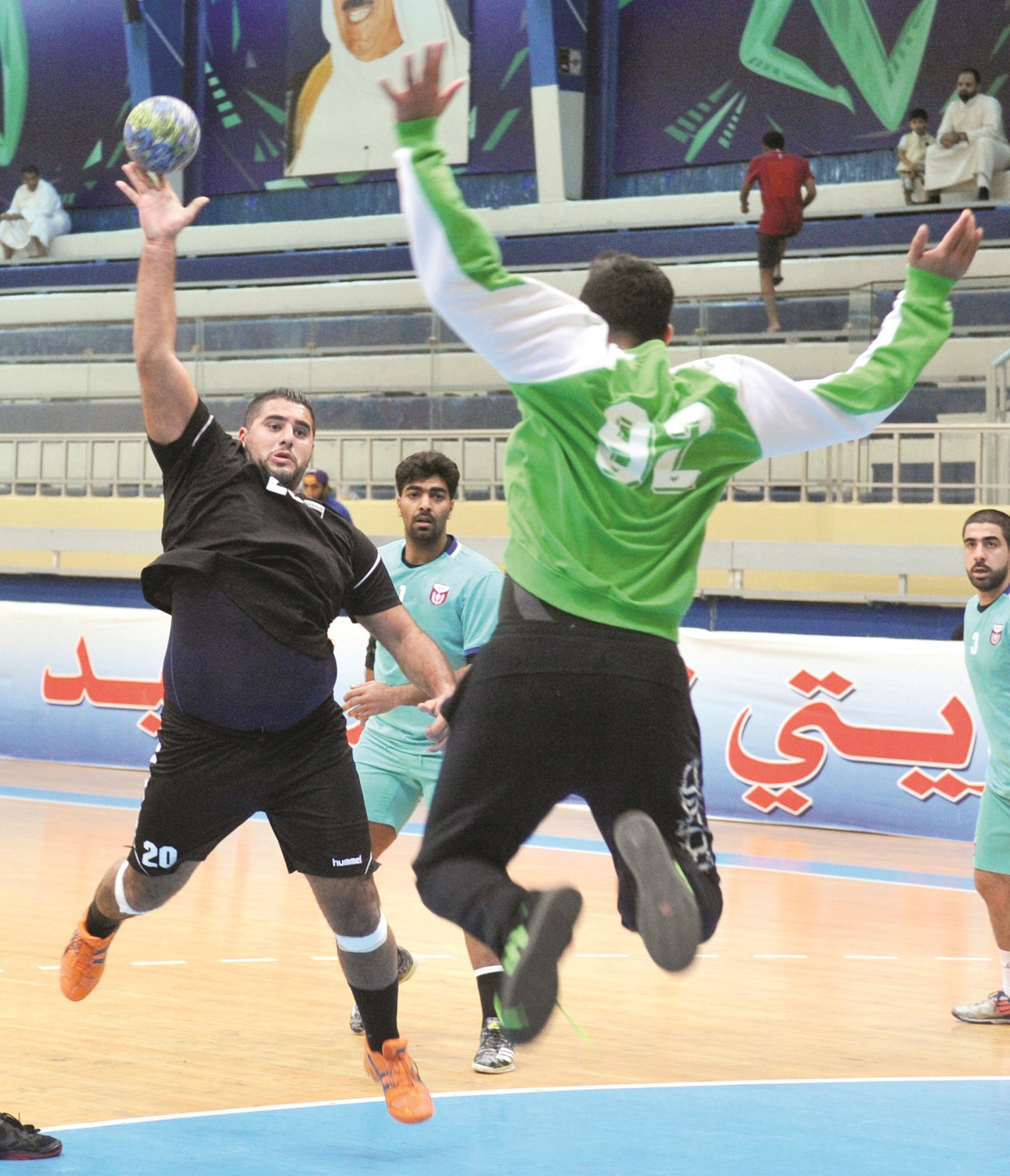 u0644u0627u0639u0628 u0627u0644u0642u0631u064au0646 u0628u0627u0642u0631 u0627u0644u0648u0632u0627u0646 u064au0633u062fu062f u0631u063au0645 u0645u062du0627u0648u0644u0629 u062du0627u0631u0633 u0627u0644u0646u0635u0631 u062cu0627u0628u0631 u0627u0644u0639u0627u0632u0645u064a u0627u0644u062au0635u062fu064a u0644u0643u0631u062au0647 (u062au0635u0648u064au0631 u0633u0639u062f u0647u0646u062fu0627u0648u064a)