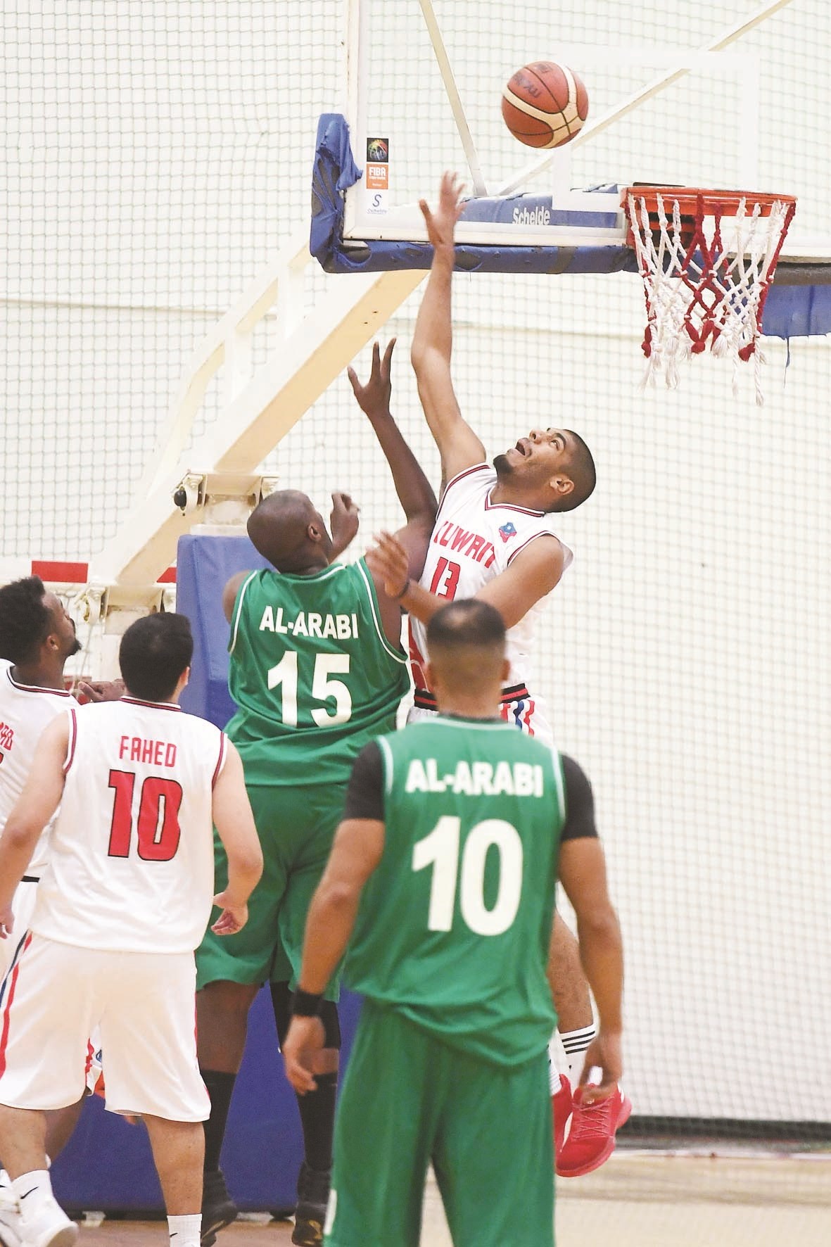 u0644u0627u0639u0628 u0627u0644u0639u0631u0628u064a u0645u062du0645u062f u0627u0644u0645u0637u064au0631u064a u0645u0633u062cu0644u0627u064b u0641u064a u0633u0644u0629 u00abu0627u0644u0643u0648u064au062au00bb u0631u063au0645 u0627u0639u062au0631u0627u0636 u0639u0644u064a u0627u0644u0647u062fu0647u0648u062f