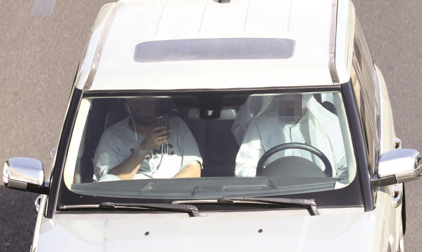 قيادة بلا حزام أمان