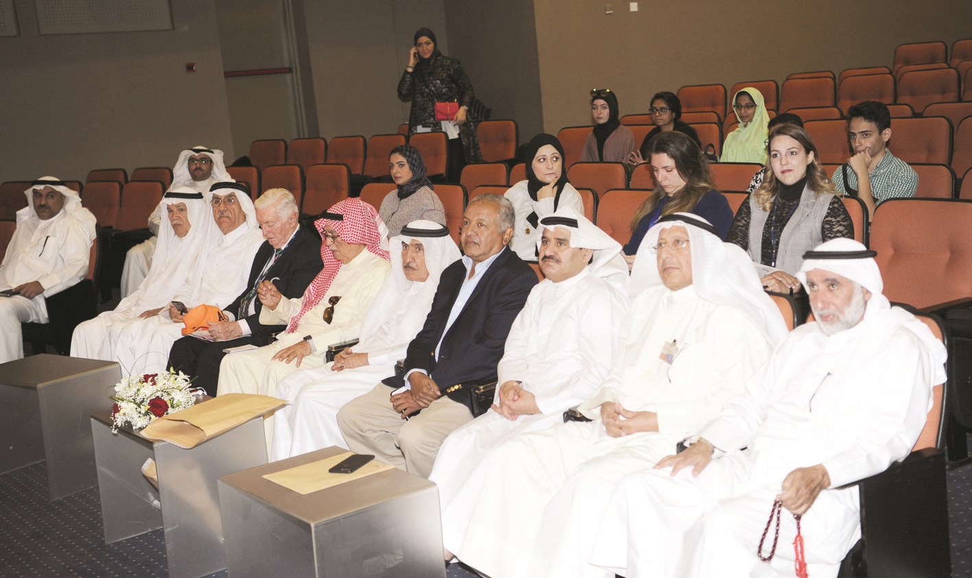 u0627u0644u0623u0646u0635u0627u0631u064a u0648u0627u0644u0646u062cu0627u0631 u0648u0627u0644u0639u0628u064au062f u062eu0644u0627u0644 u0627u0644u0646u062fu0648u0629 (u062au0635u0648u064au0631 u0637u0627u0631u0642 u0639u0632u0627u0644u062fu064au0646)