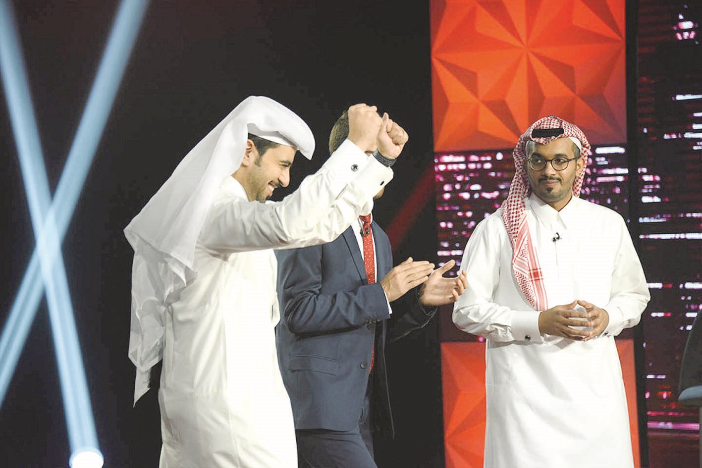 u0645u062du0645u062f u0627u0644u062cu0641u064au0631u064a u064au062du062au0641u0644 u0628u0648u0635u0648u0644u0647 u0644u0644u0646u0647u0627u0626u064a