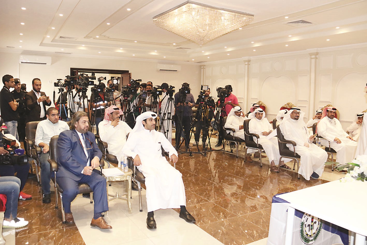 جانب من حضور المؤتمر الصحافي