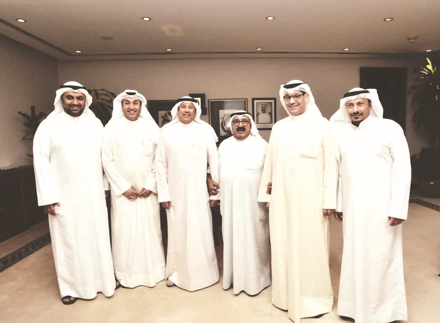 u0646u0627u0635u0631 u0627u0644u0635u0628u0627u062d u0645u0633u062au0642u0628u0644u0627u064b u0648u0641u062f u00abu0627u062au062du0627u062f u0627u0644u0639u0645u0627u0644u00bb