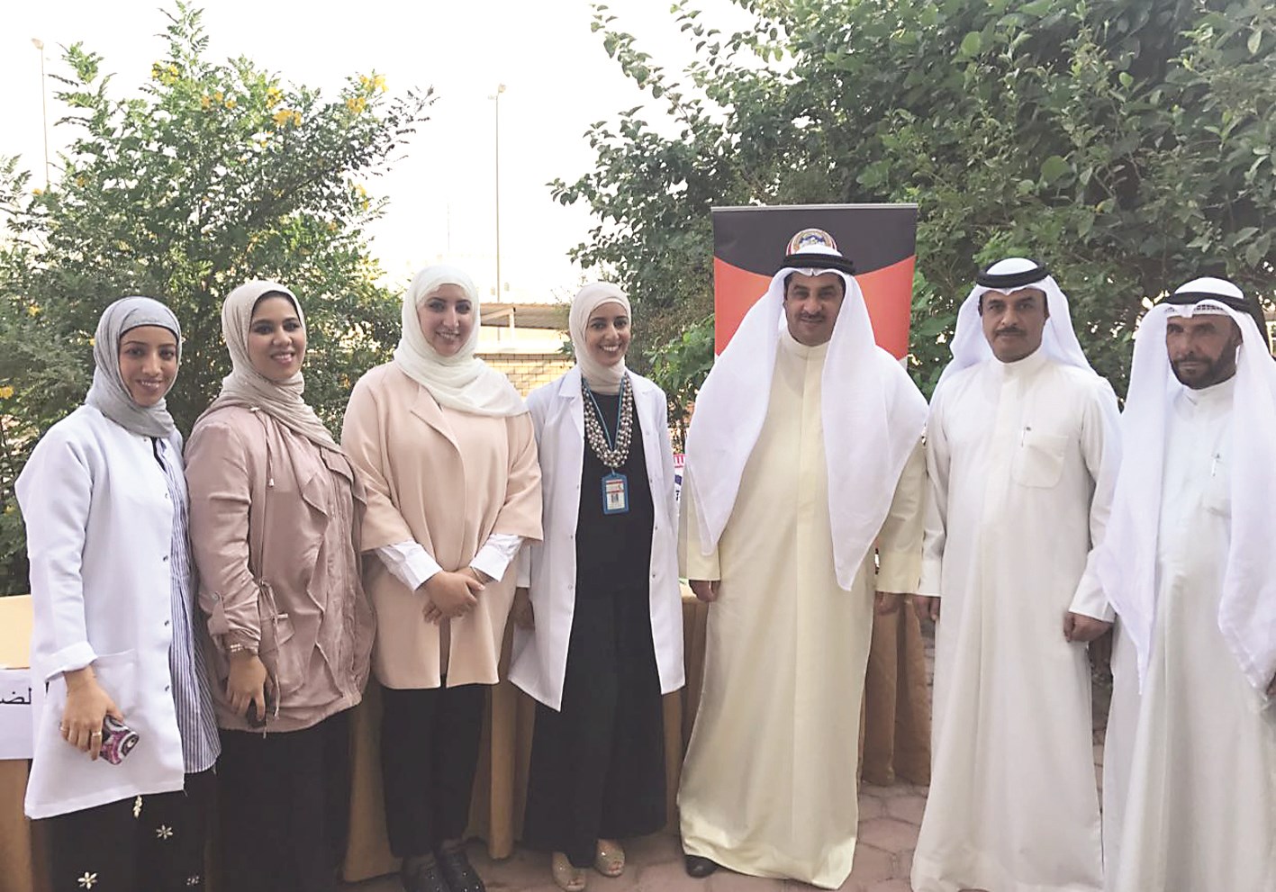 u0627u0644u0639u0646u062au0631u064a u0648u0631u0626u064au0633u0629 u0645u0633u062au0648u0635u0641 u0627u0644u0642u064au0631u0648u0627u0646 u0645u0639 u0628u0639u0636 u0627u0644u0645u0634u0627u0631u0643u064au0646