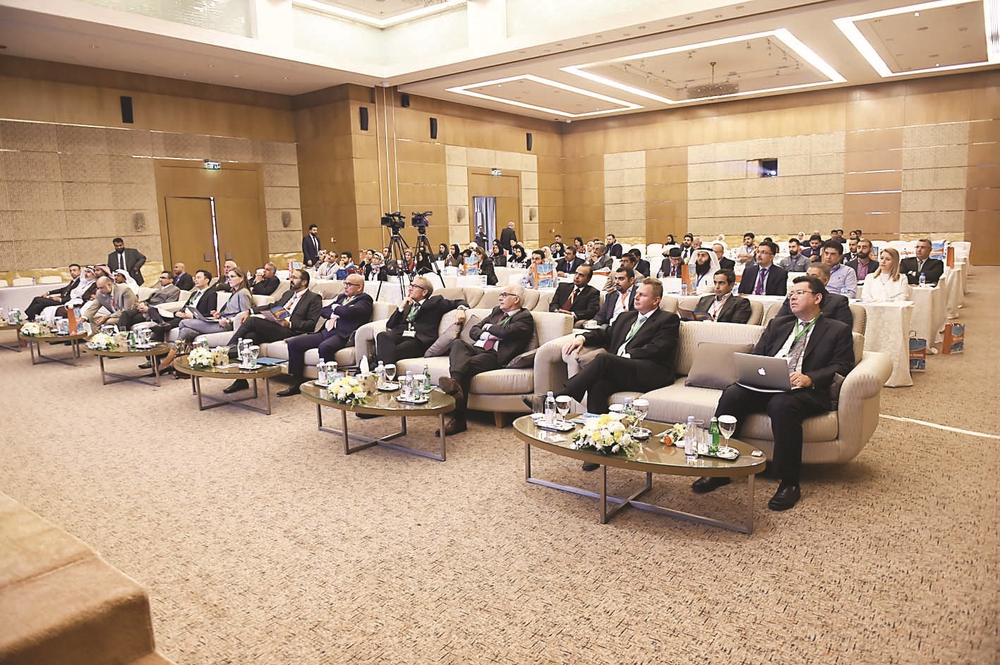 جانب من الحضور