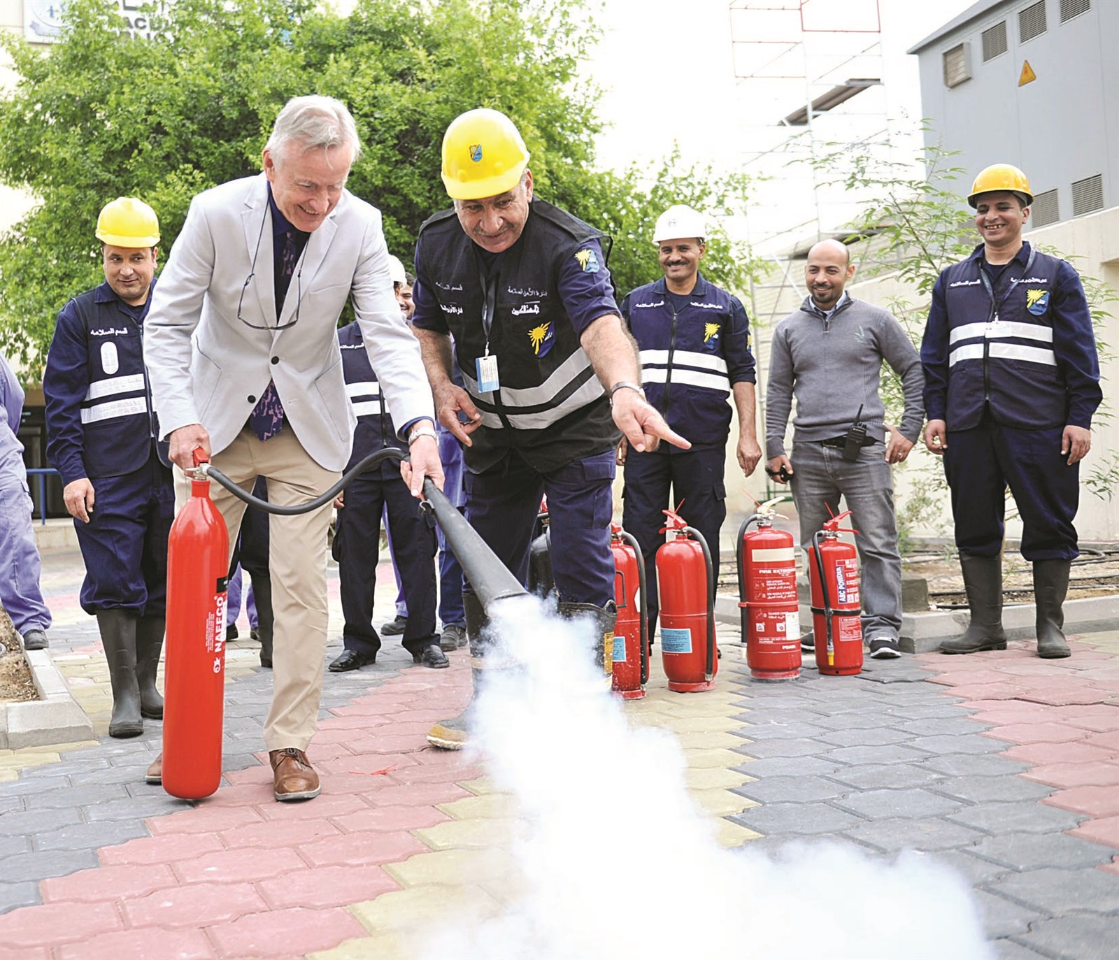 u0639u0645u064au062f u0643u0644u064au0629 u0627u0644u0635u062du0629 u0627u0644u0639u0627u0645u0629 u0645u062au062fu0631u0628u0627u064b u0639u0644u0649 u0645u0637u0641u0623u0629 u0627u0644u062du0631u064au0642 (u062au0635u0648u064au0631 u0633u0639u062f u0647u0646u062fu0627u0648u064a)