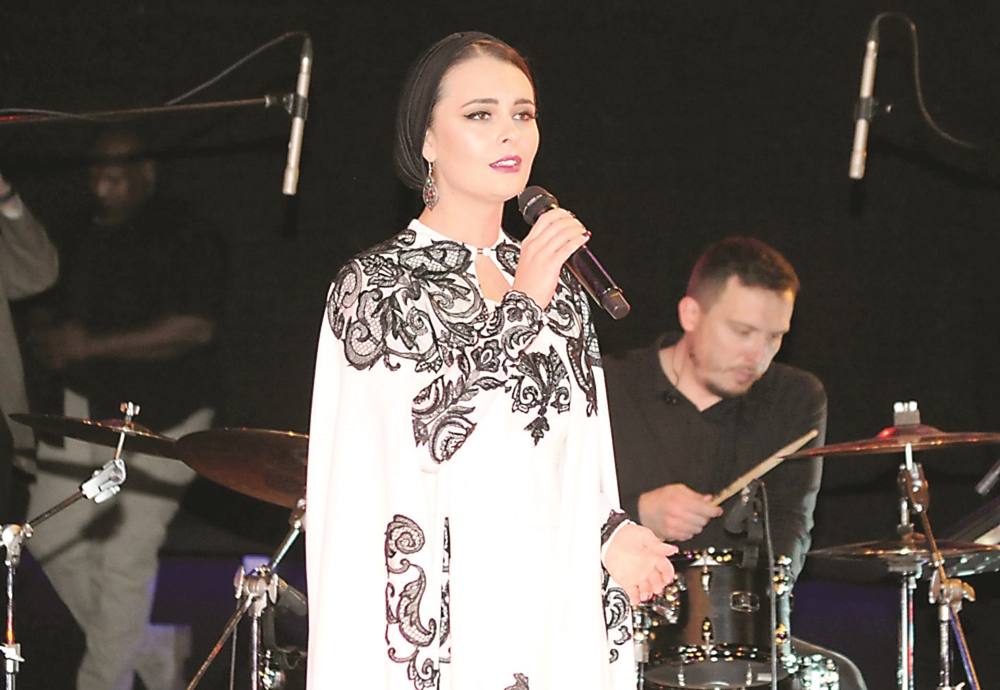 ... وكاليمولينا تفاعل معها الجمهور  (تصوير كرم ذياب)