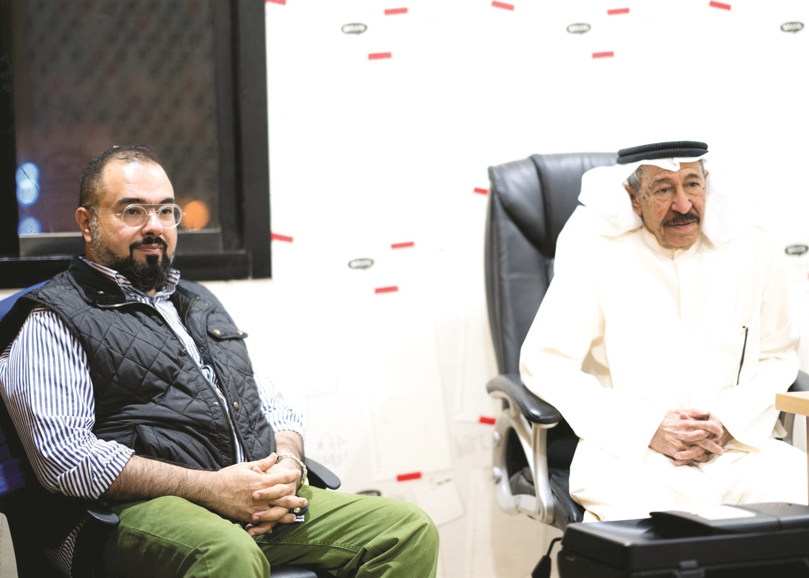 عبدالقادر مع المخرج عبدالله العوضي