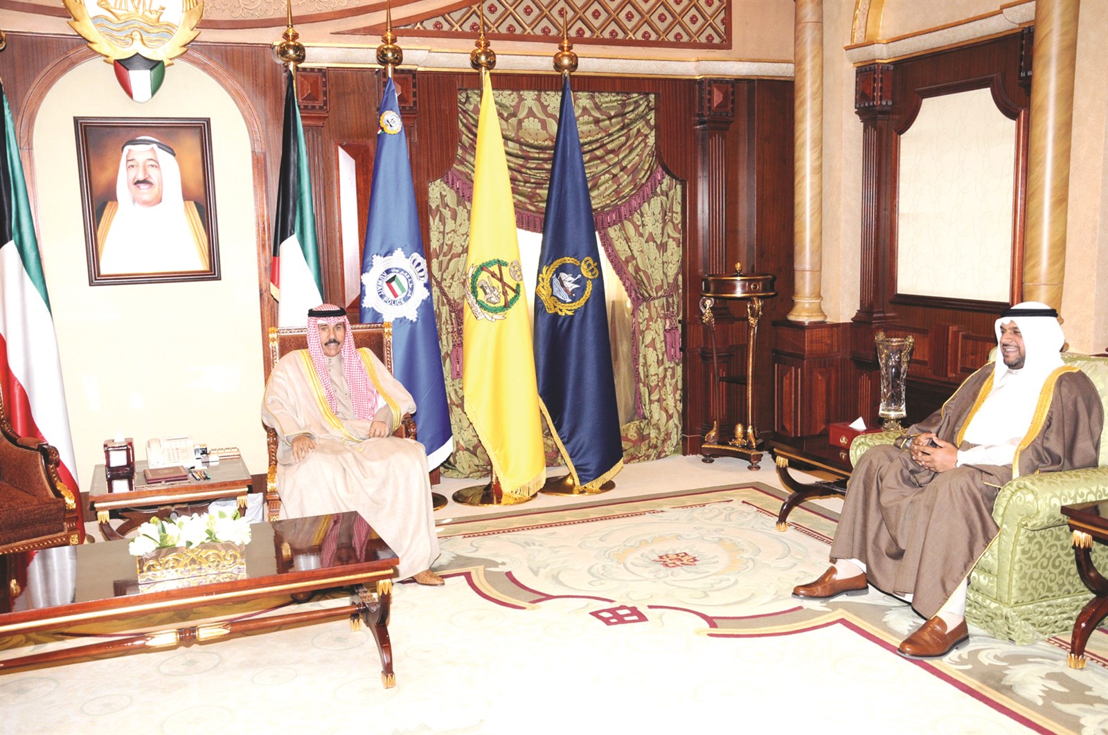 ... وأحمد المنصور