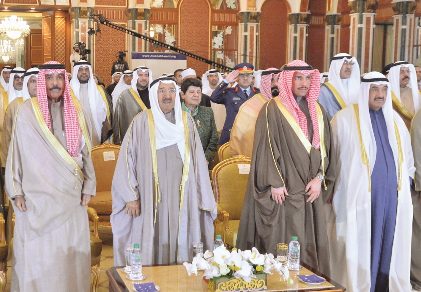 u0635u0627u062du0628 u0627u0644u0633u0645u0648 u0645u062au0642u062fu0645u0627u064b u0648u0648u0644u064a u0627u0644u0639u0647u062f u0648u0627u0644u063au0627u0646u0645 u0648u0646u0627u0635u0631 u0627u0644u0645u062du0645u062f u0627u0644u062du0636u0648u0631 u0641u064a u062du0641u0644 u062au0643u0631u064au0645 u0627u0644u0641u0627u0626u0632u064au0646