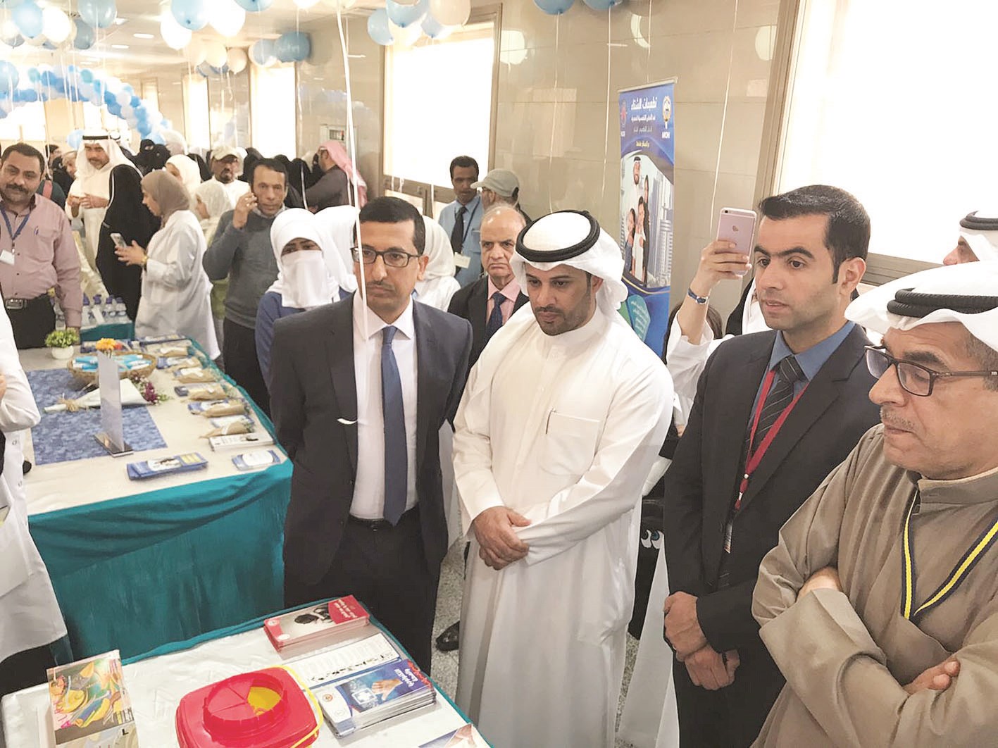 u062cu0627u0646u0628 u0645u0646 u0627u0644u0627u062du062au0641u0627u0644