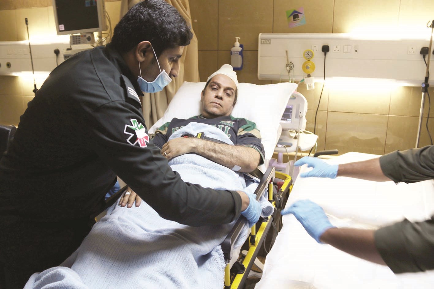 أحد الجرحى في المستشفى