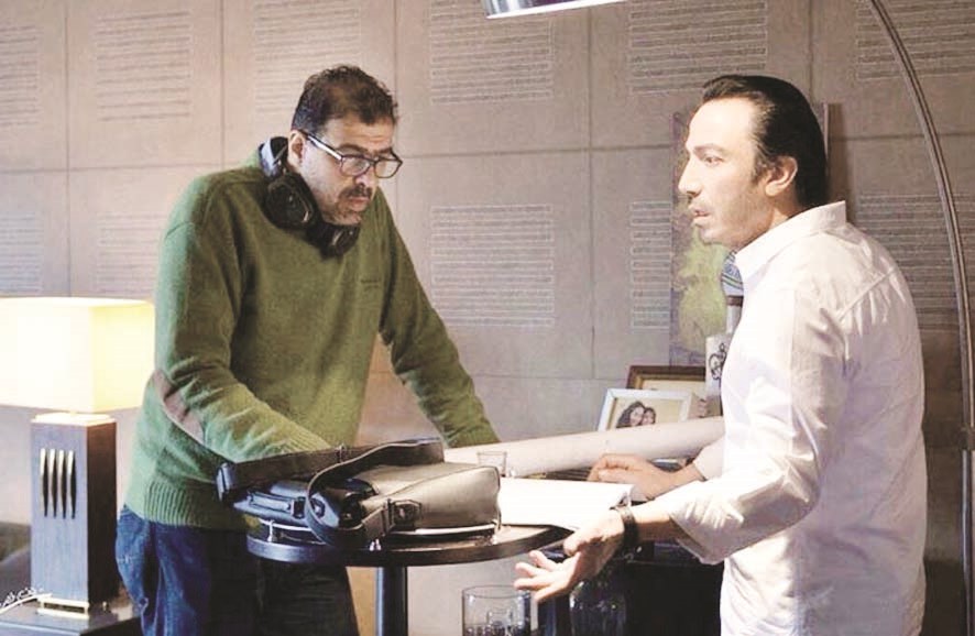 ... ومن مسلسل «بين عالمين»