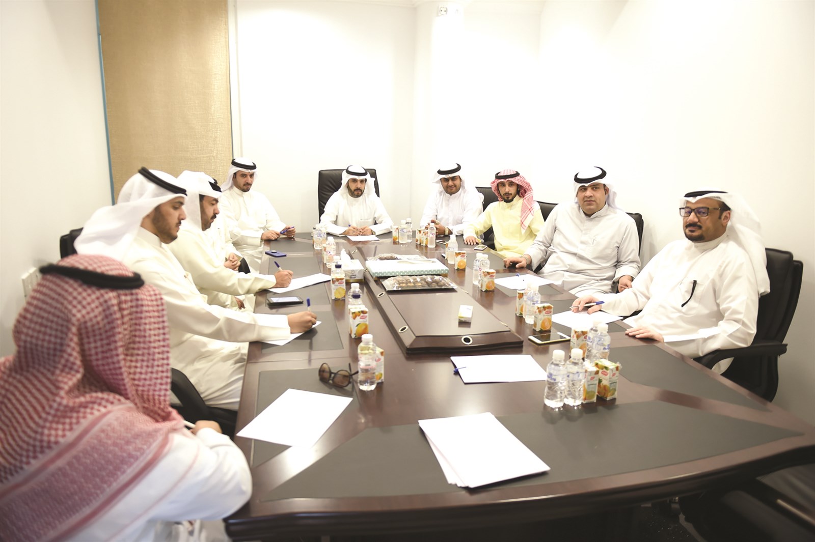 u0645u062cu0644u0633 u0625u062fu0627u0631u0629 u0627u0644u062cu0645u0639u064au0629 u0641u064a u0645u0624u062au0645u0631u0647 u0627u0644u0635u062du0627u0641u064a (u062au0635u0648u064au0631 u0623u0633u0639u062f u0639u0628u062fu0627u0644u0644u0647)