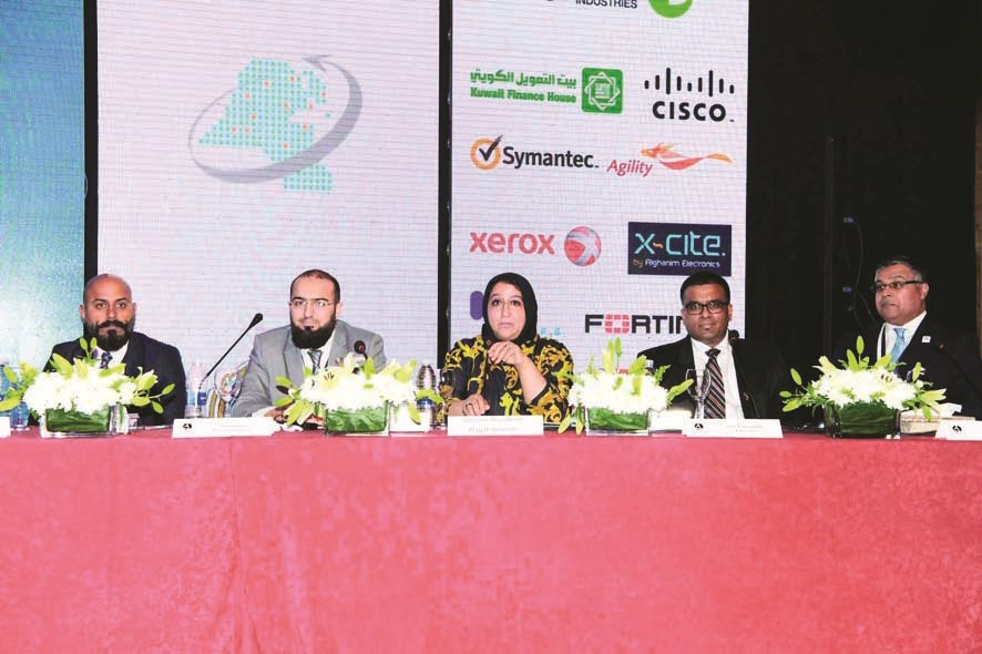 u0625u062du062fu0649 u062cu0644u0633u0627u062a u0627u0644u0645u0624u062au0645u0631