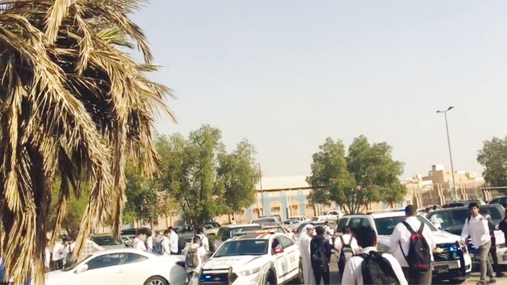 u0637u0644u0627u0628 u0625u0644u0649 u062cu0627u0646u0628 u062fu0648u0631u064au0627u062a u0627u0644u0623u0645u0646