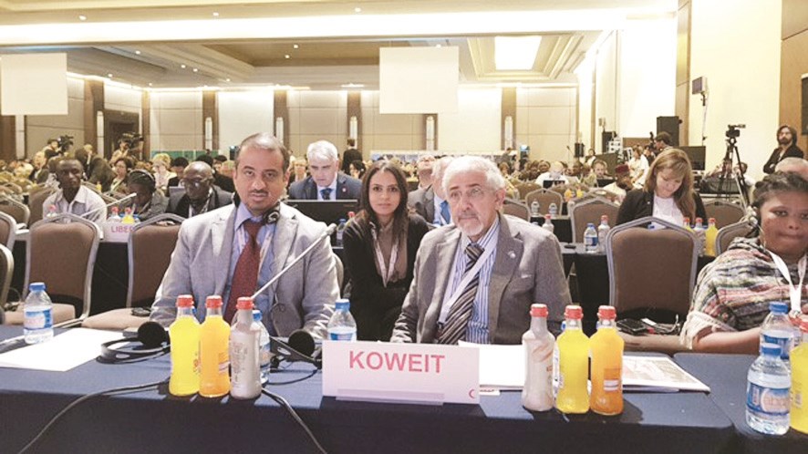 u0627u0644u0633u0627u064au0631 u062eu0644u0627u0644 u0645u0634u0627u0631u0643u062au0647 u0641u064a u0627u0644u062cu0644u0633u0629 u0627u0644u062eu062au0627u0645u064au0629