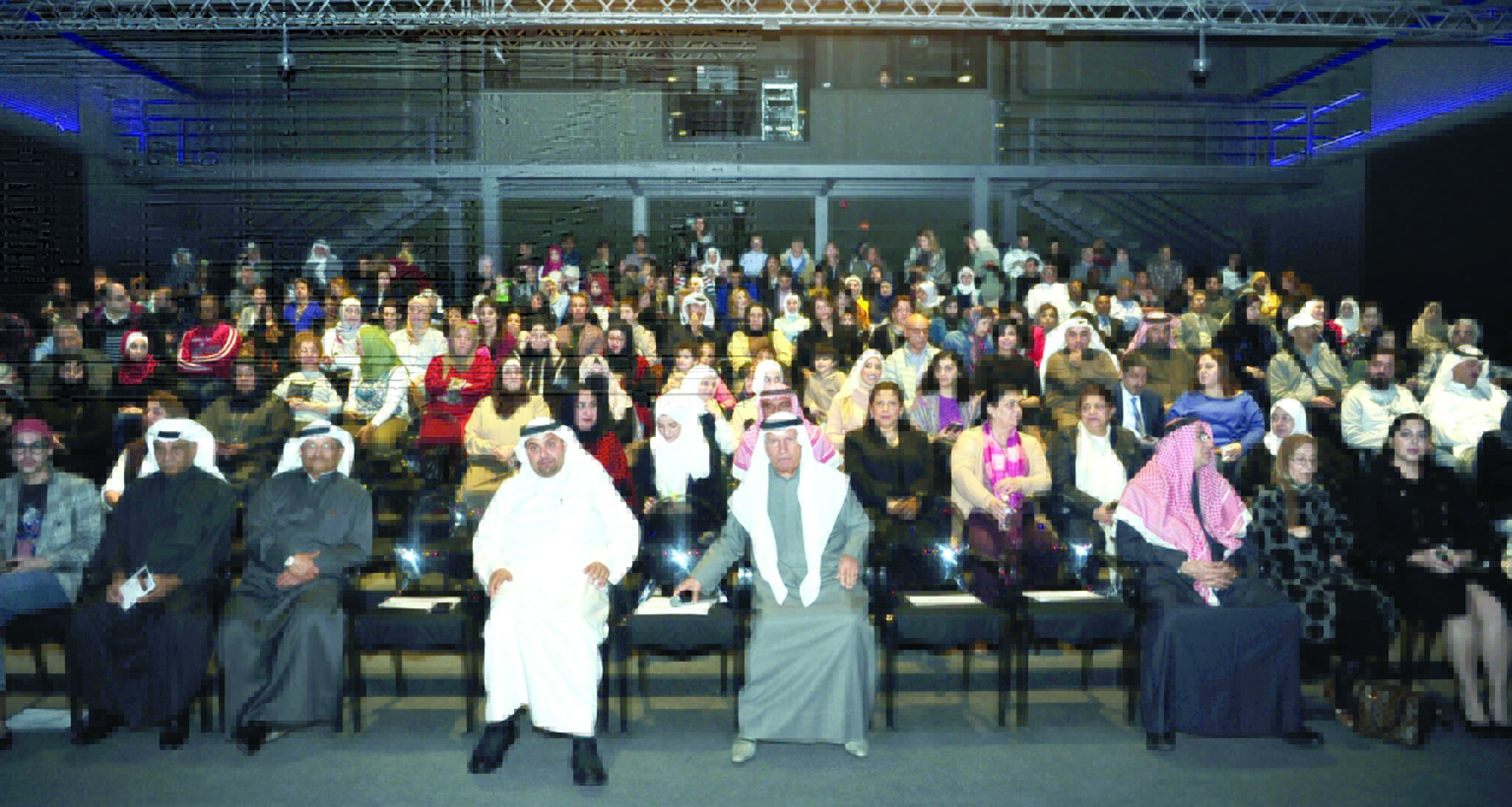 u062cu0627u0646u0628 u0645u0646 u0627u0644u062du0636u0648u0631 t(u062au0635u0648u064au0631 u0637u0627u0631u0642 u0639u0632u0627u0644u062fu064au0646)