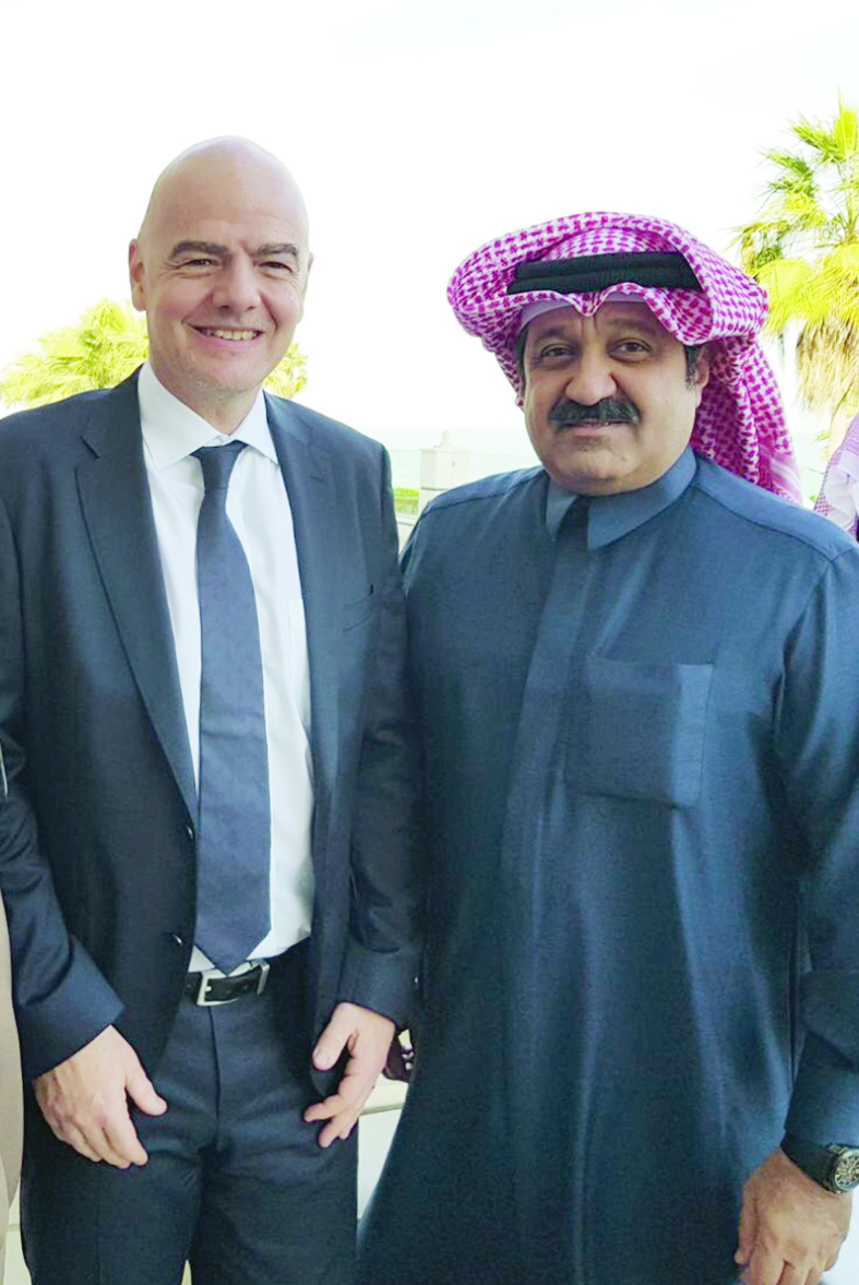 u0627u0644u064au0648u0633u0641 u0648u0625u0646u0641u0627u0646u062au064au0646u0648 u0641u064a u0644u0642u0637u0629 u062cu0645u0639u062au0647u0645u0627 u062eu0644u0627u0644 u0627u0644u0632u064au0627u0631u0629 u0627u0644u0623u062eu064au0631u0629 u0644u0631u0626u064au0633 u00abu0627u0644u0641u064au0641u0627u00bb u0625u0644u0649 u0627u0644u0643u0648u064au062a 