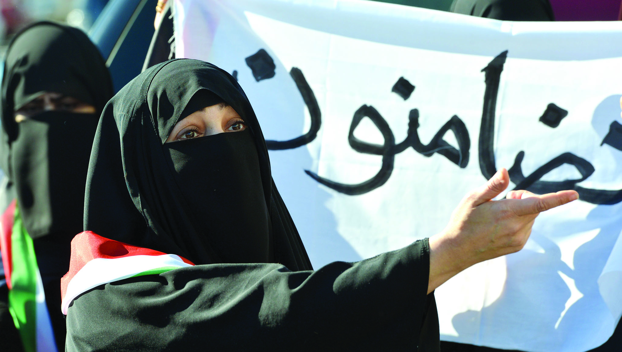 مواطنة من ذوي السجناء تتحدث