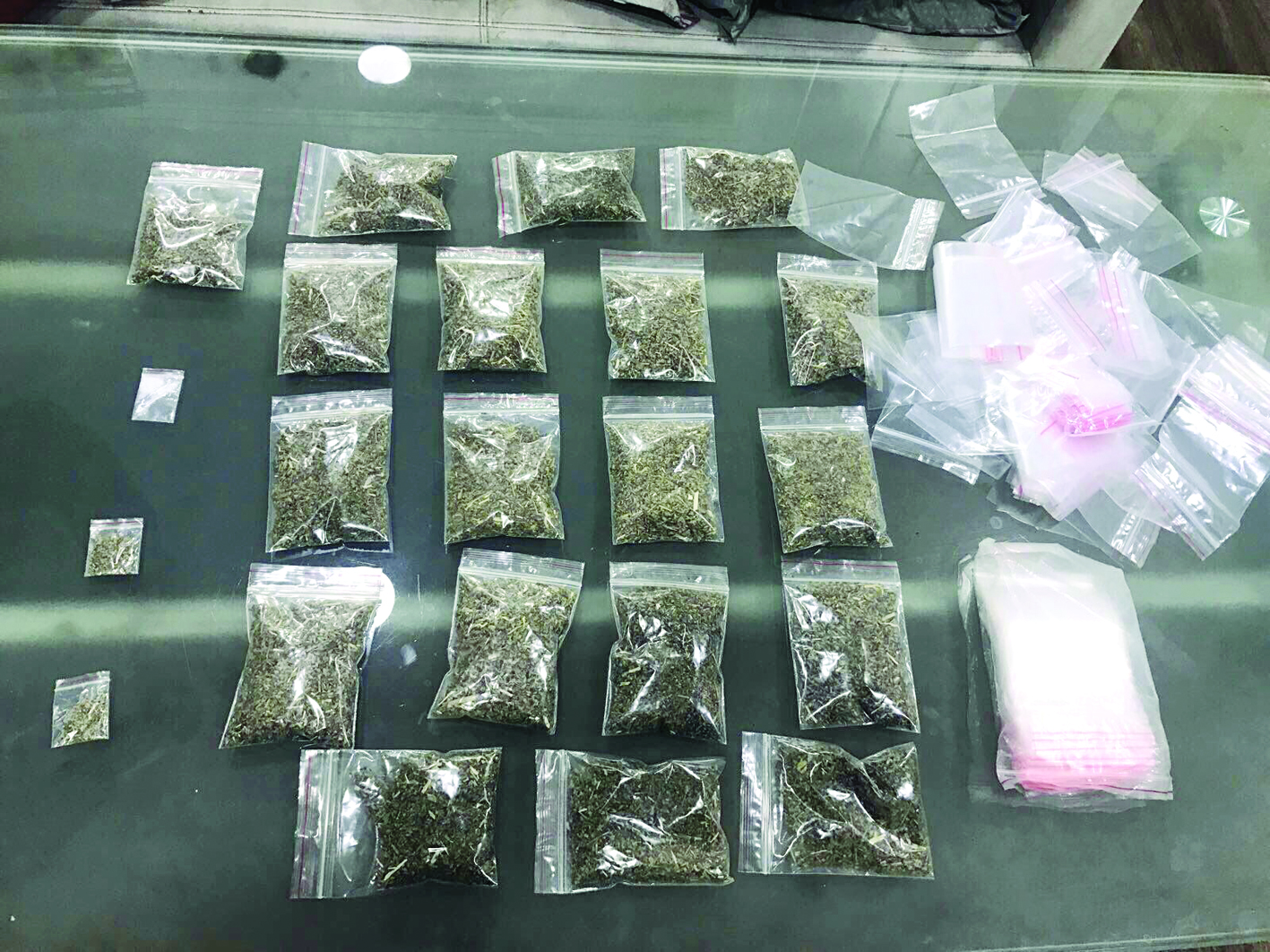 u0623u0643u064au0627u0633 u0634u0628u0648 u0648u0643u064au0645u064au0643u0627u0644 u0636u064fu0628u0637u062a u0645u0639 u0627u0644u0645u062au0647u0645