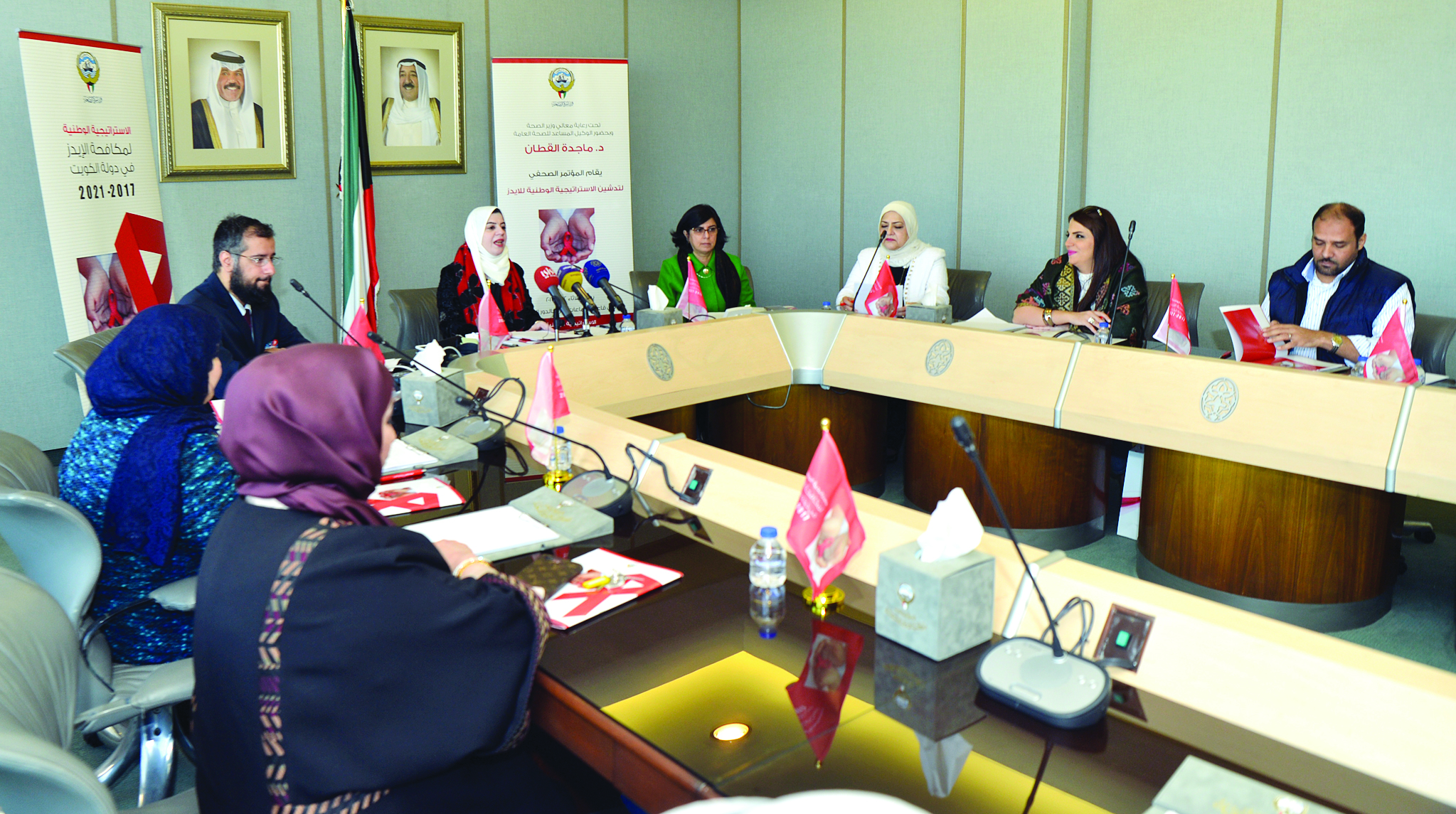 u0627u0644u0642u0637u0627u0646 u062au062au062du062fu062b u0641u064a u0627u0644u0645u0624u062au0645u0631 u0627u0644u0635u062du0627u0641u064a u0644u0644u0625u0639u0644u0627u0646 u0639u0646 u0627u0644u0627u0633u062au0631u0627u062au064au062cu064au0629 t(u062au0635u0648u064au0631 u0646u0627u064au0641 u0627u0644u0639u0642u0644u0629)