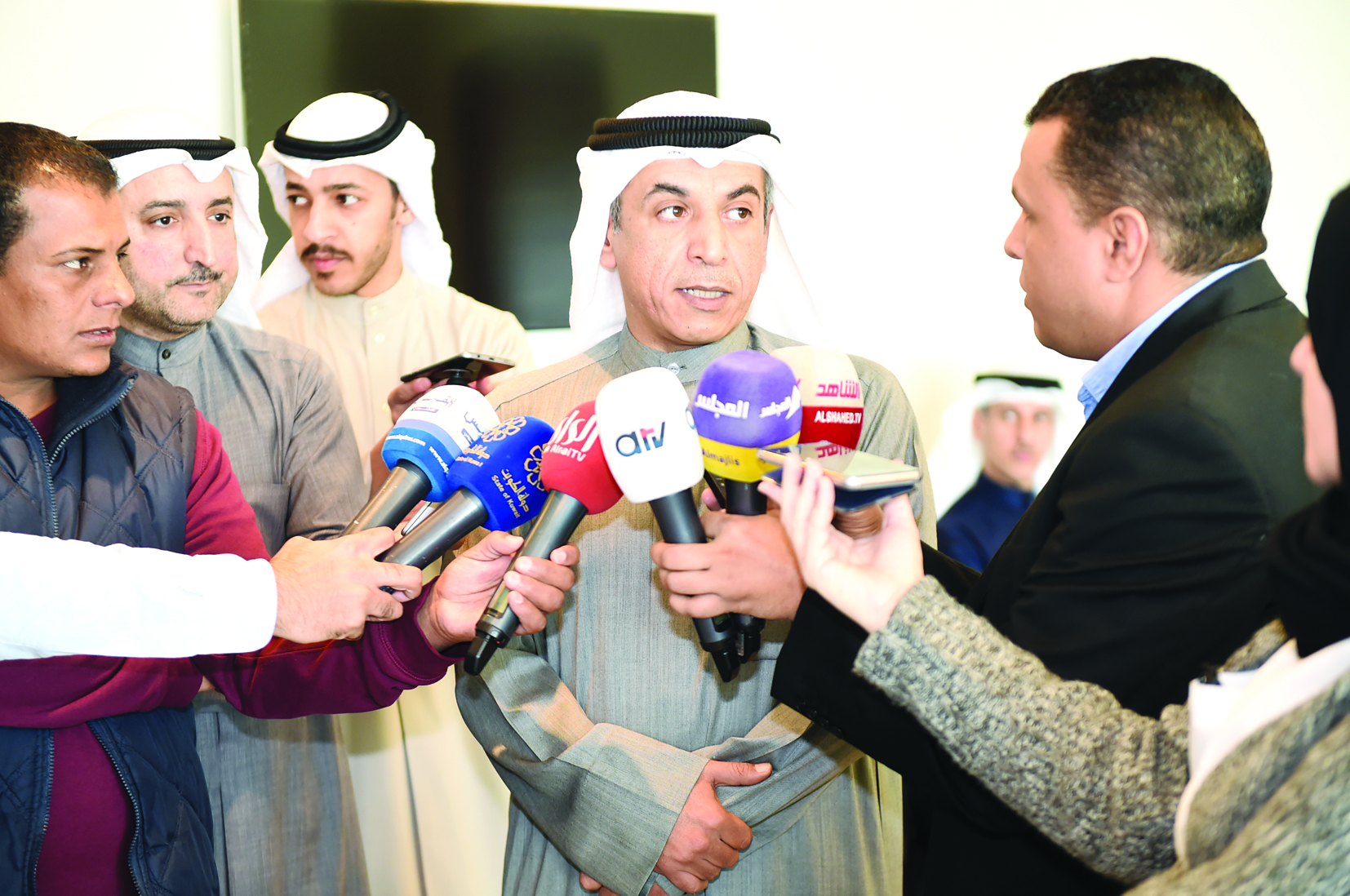 u0627u0644u0639u0627u0632u0645u064a u0645u062au062du062fu062bu0627u064b