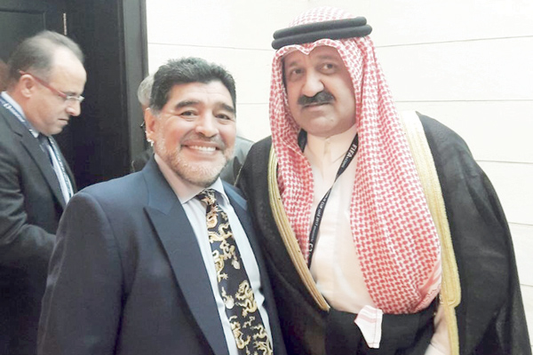 u0627u0644u064au0648u0633u0641 u0641u064a u0644u0642u0637u0629 u0645u0639 u0645u0627u0631u0627u062fu0648u0646u0627 u0641u064a u0623u0628u0648u0638u0628u064a