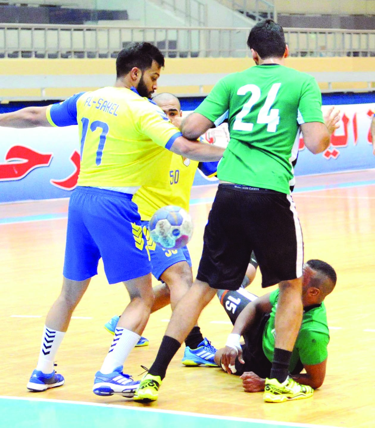 u0627u0644u0633u0627u062du0644 u062eu0644u0627u0644 u0645u0628u0627u0631u0627u0629 u0633u0627u0628u0642u0629 u0623u0645u0627u0645 u0627u0644u0639u0631u0628u064a