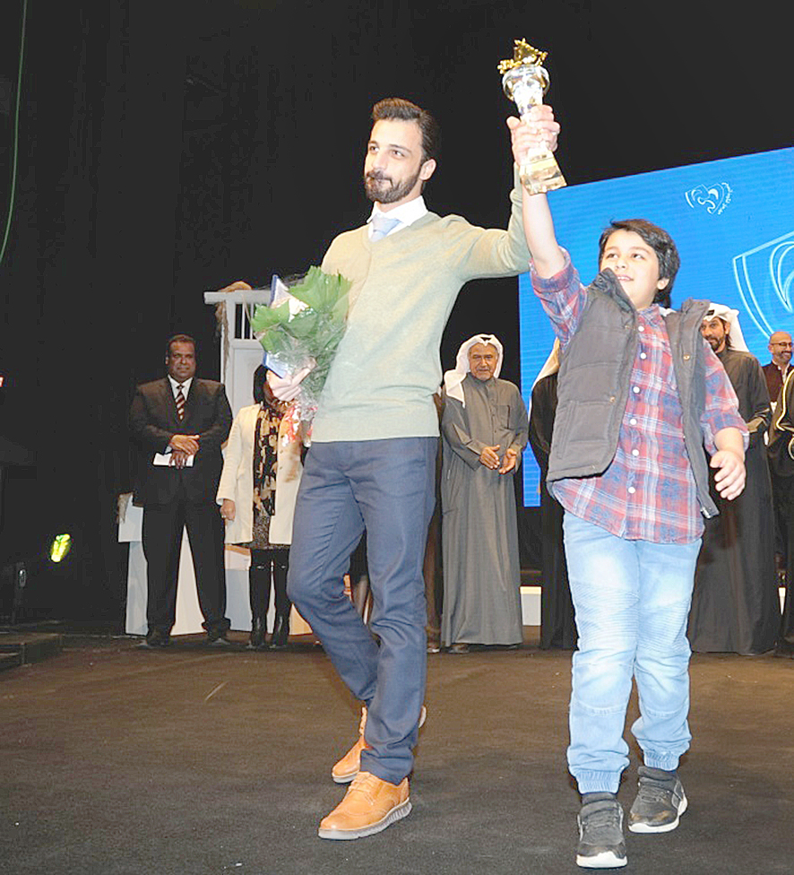 علي الحسيني... أفضل ممثل دور أول