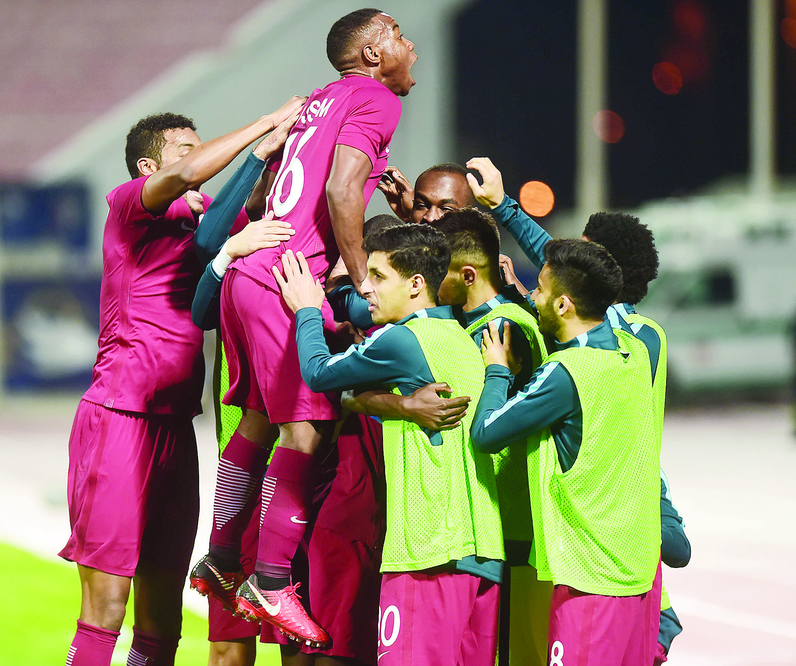 u0641u0631u062du0629 u0644u0627u0639u0628u064a u0642u0637u0631 u0628u0627u0644u0647u062fu0641 u0627u0644u0623u0648u0644          t (u062au0635u0648u064au0631 u0623u0633u0639u062f u0639u0628u062fu0627u0644u0644u0647)