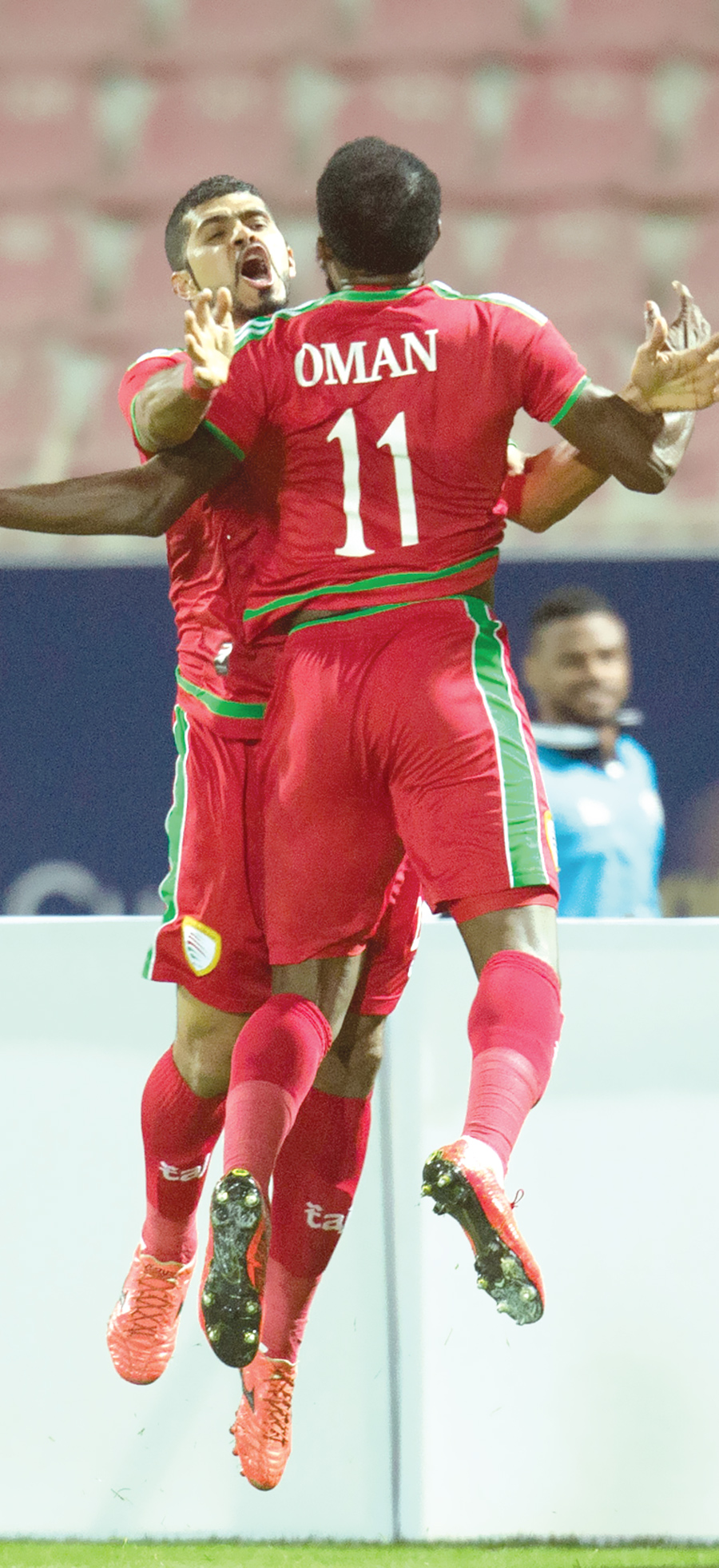 فرحة عمانية بالفوز