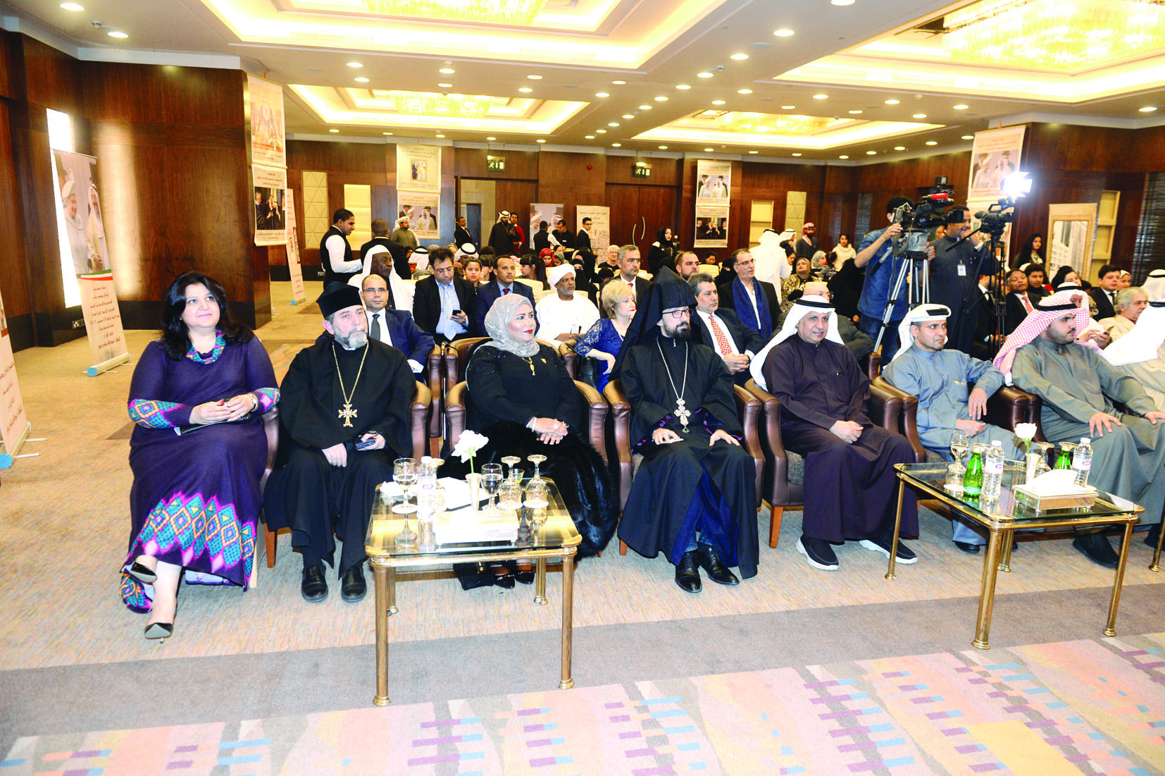 مقدم الحضور في الحفل    	 (تصوير زكريا عطية)