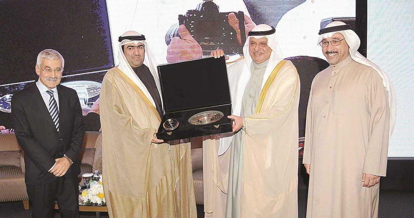 u0627u0644u0639u062cu064au0644 u0645u0643u0631u0651u0645u0627u064b u0627u0644u0631u0648u0636u0627u0646 u0628u062du0636u0648u0631 u0634u0647u0627u0628 u0627u0644u062fu064au0646 u0648u062du0645u062f u0627u0644u062du0633u0627u0648u064a      (u062au0635u0648u064au0631 u0637u0627u0631u0642 u0639u0632u0627u0644u062fu064au0646)