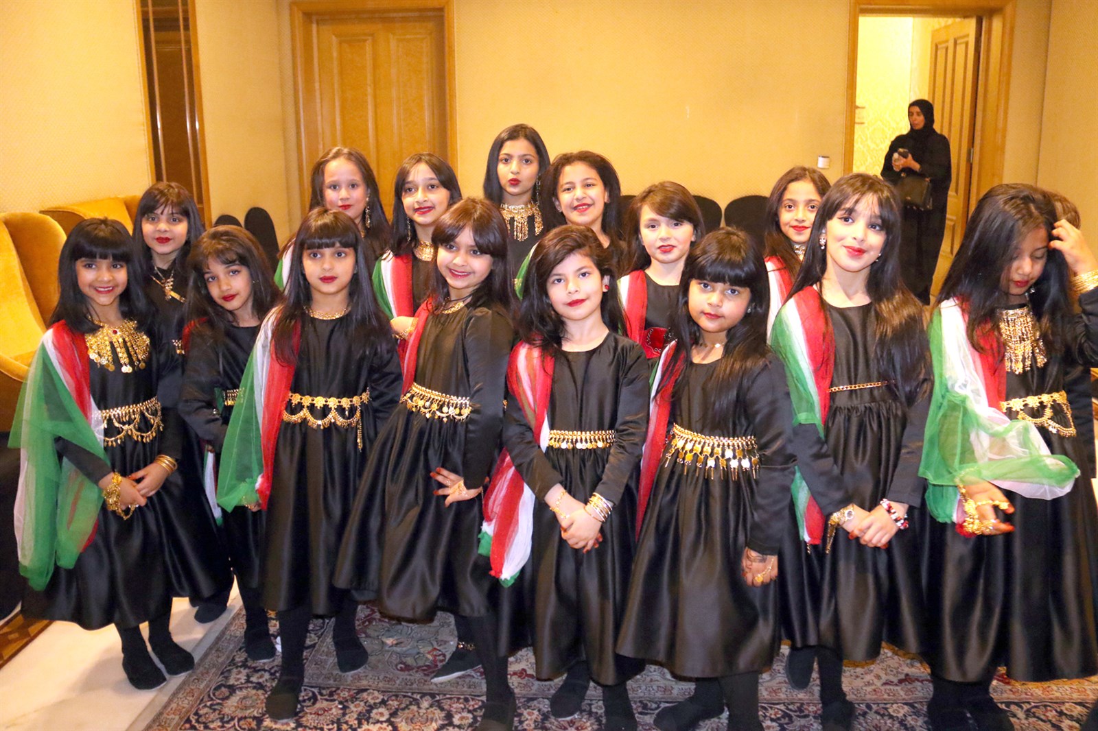 u0632u0647u0631u0627u062a u0642u062fu0645u0646 u0641u0642u0631u0629 u0641u0646u064au0629 u0639u0644u0649 u0647u0627u0645u0634 u0627u0644u0628u0631u0646u0627u0645u062c (u062au0635u0648u064au0631 u0628u0633u0627u0645 u0632u064au062fu0627u0646)