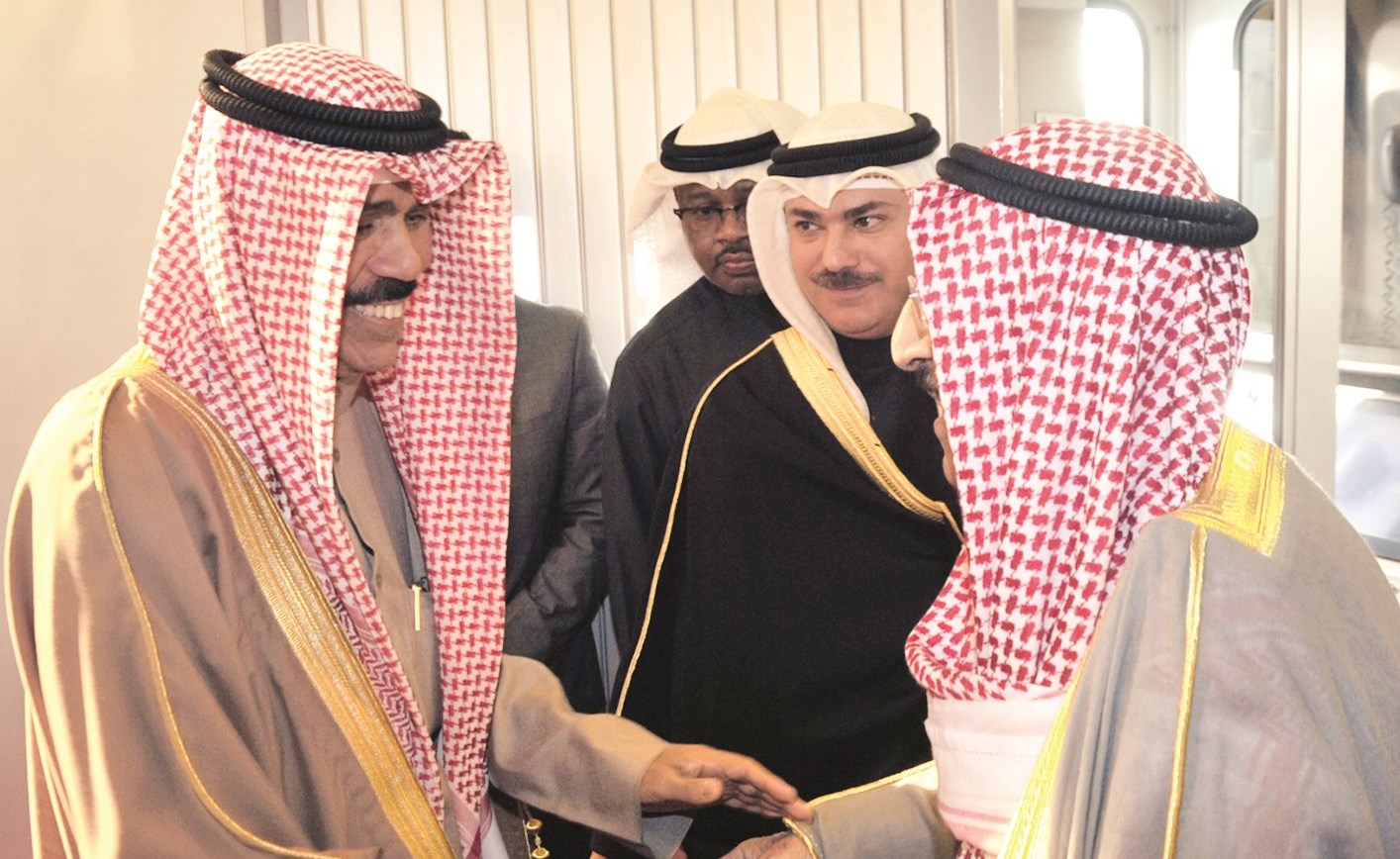 سمو الأمير مودعاً نائب الأمير