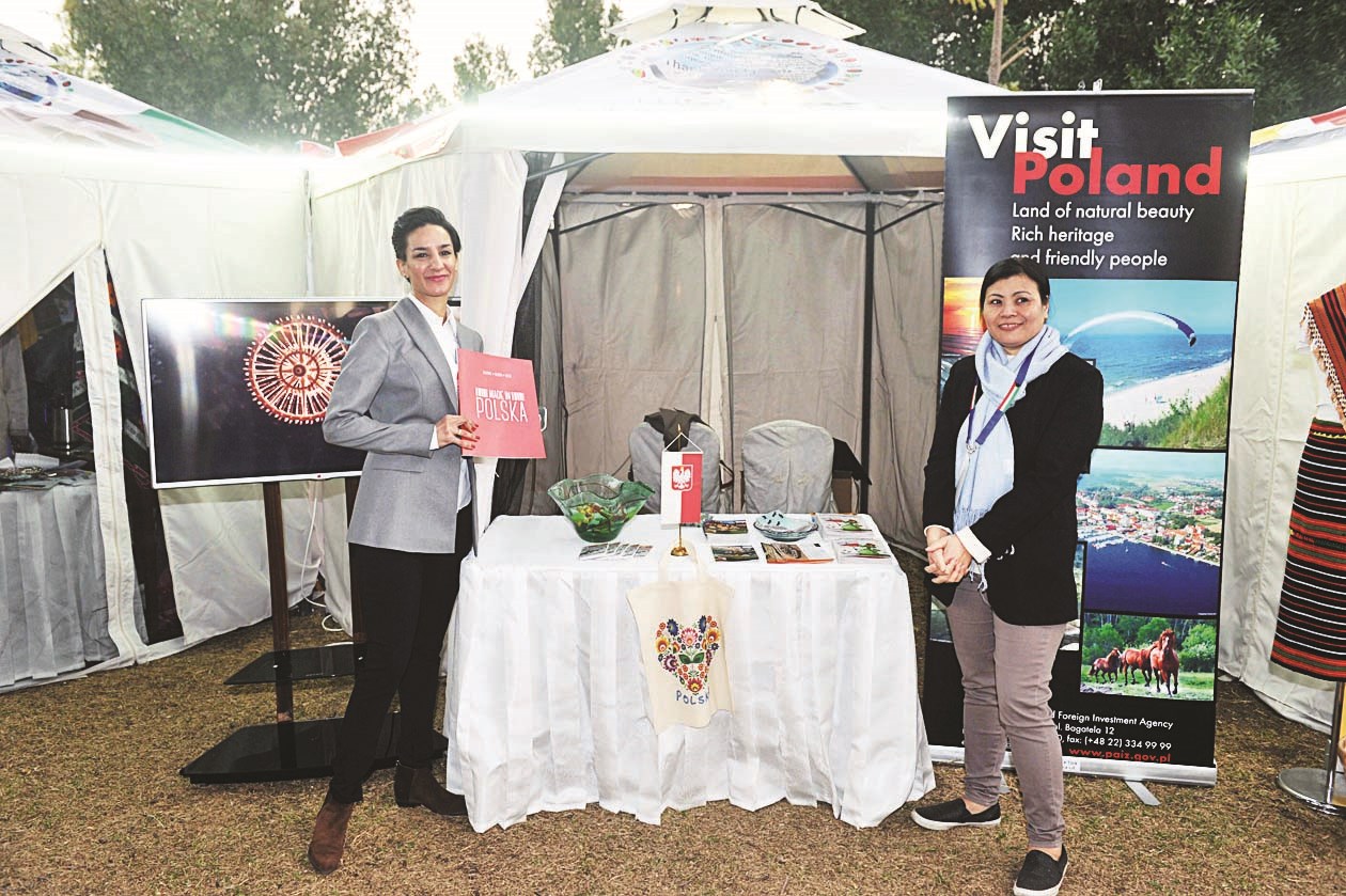 خيمة بولندا