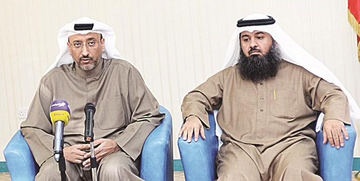 u0627u0644u0639u062cu0645u064a u0645u062au062du062fu062bu0627 u0641u064a u0627u0644u0646u062fu0648u0629 (u062au0635u0648u064au0631 u0628u0633u0627u0645 u0632u064au062fu0627u0646)