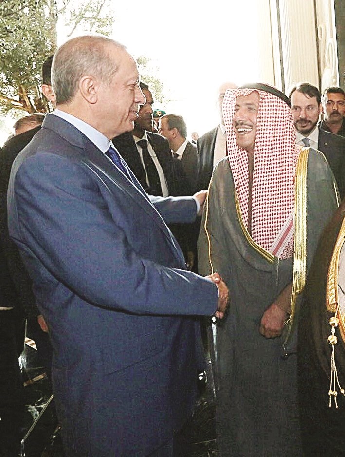 u0623u0631u062fu0648u063au0627u0646 u0645u0635u0627u0641u062du0627u064b u0627u0644u0633u0641u064au0631 u0639u0632u0627u0645 u0627u0644u0635u0628u0627u062d