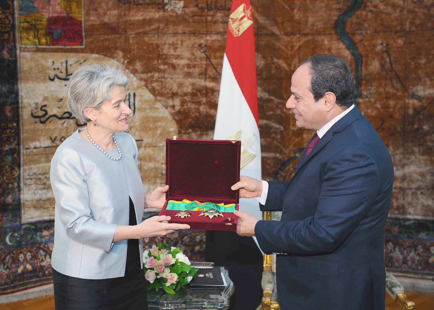 u0627u0644u0633u064au0633u064a u064au0633u0644u0651u0645 u0627u0644u0645u062fu064au0631u0629 u0627u0644u0639u0627u0645u0629 u0644u0640 u00abu0627u0644u064au0648u0646u0633u0643u0648u00bb u0648u0633u0627u0645 u0627u0644u062cu0645u0647u0648u0631u064au0629