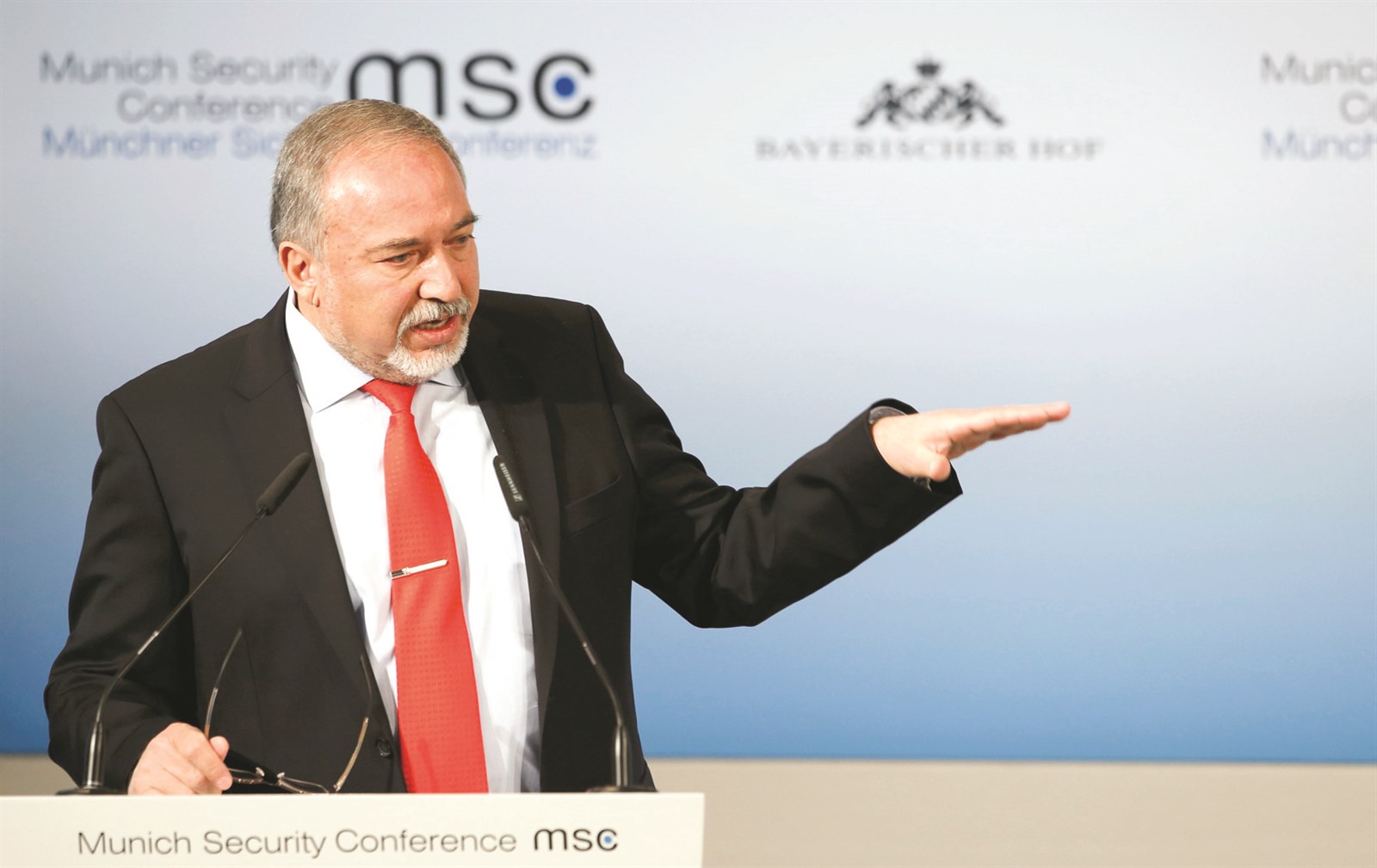 u0644u064au0628u0631u0645u0627u0646 u0645u062au062du062fu062bu0627u064b u0641u064a u0645u0624u062au0645u0631 u0645u064au0648u0646u064au062e u0644u0644u0623u0645u0646 (u0631u0648u064au062au0631u0632)