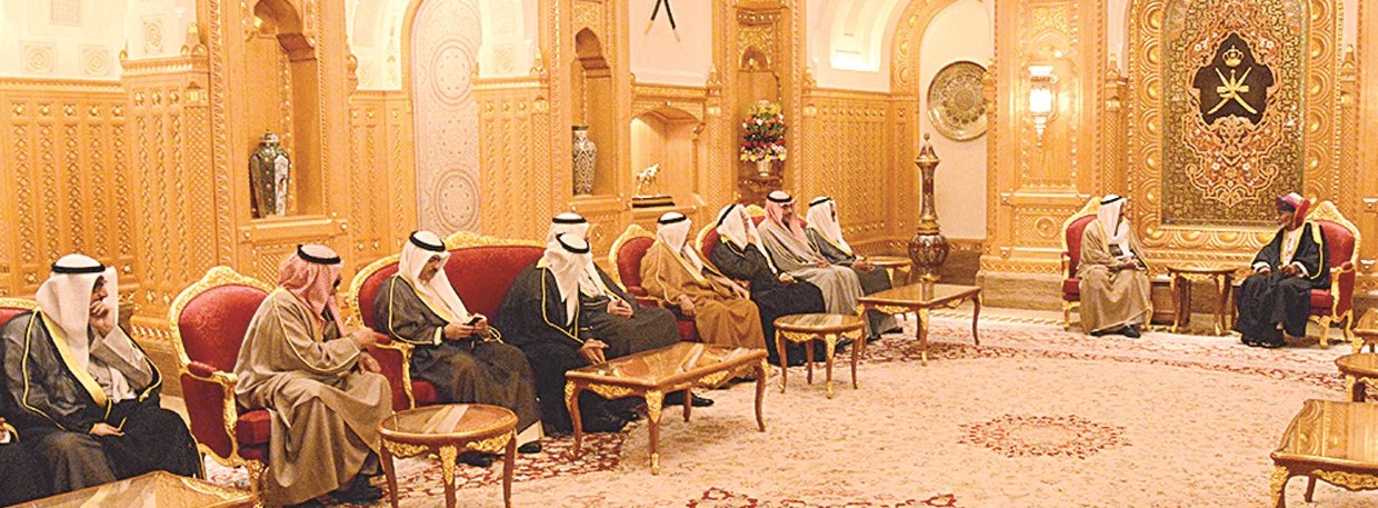 جلسة مباحثات بين سمو الأمير والسلطان قابوس