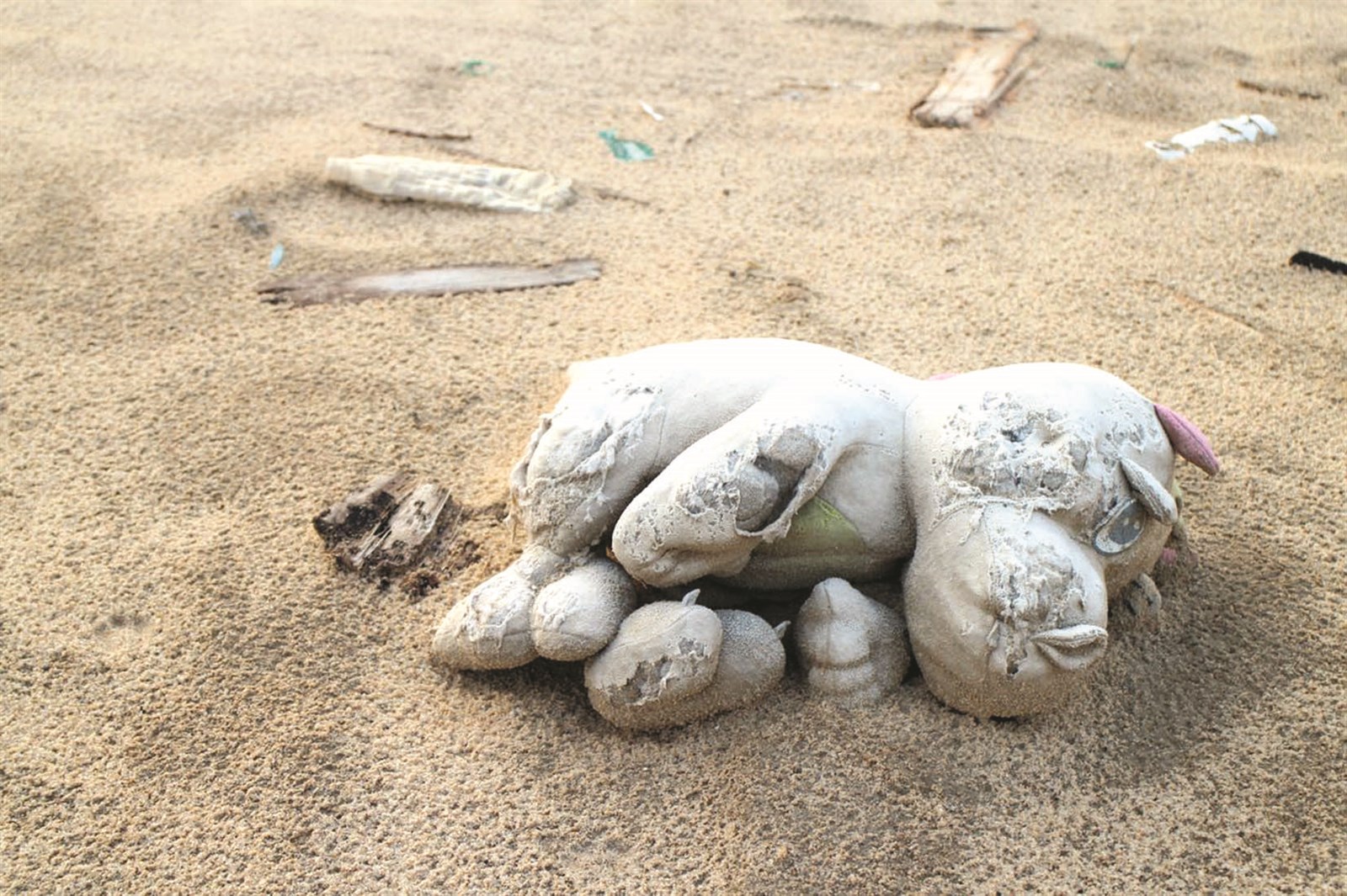 u0645u062eu0644u0641u0627u062a u0641u064a u0627u0644u0628u0631 u0636u0627u0631u0629 u0628u0627u0644u0628u064au0626u0629