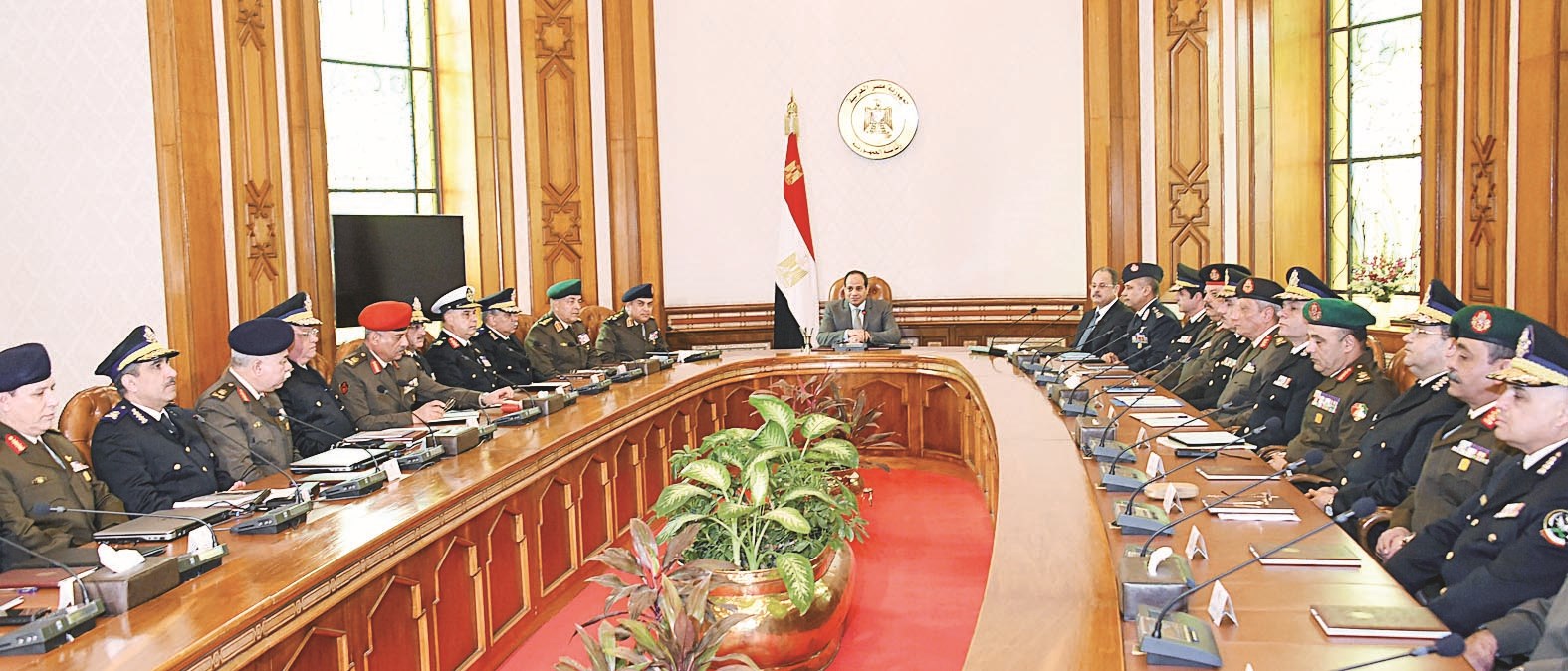 u0627u0644u0633u064au0633u064a u0645u062cu062au0645u0639u0627u064b u0645u0639 u0642u064au0627u062fu0627u062a u0627u0644u062cu064au0634 u0648u0627u0644u0634u0631u0637u0629 u0623u0645u0633