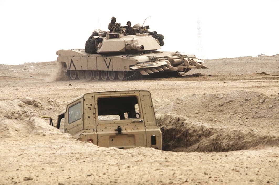 بقايا عتاد الجيش الغازي