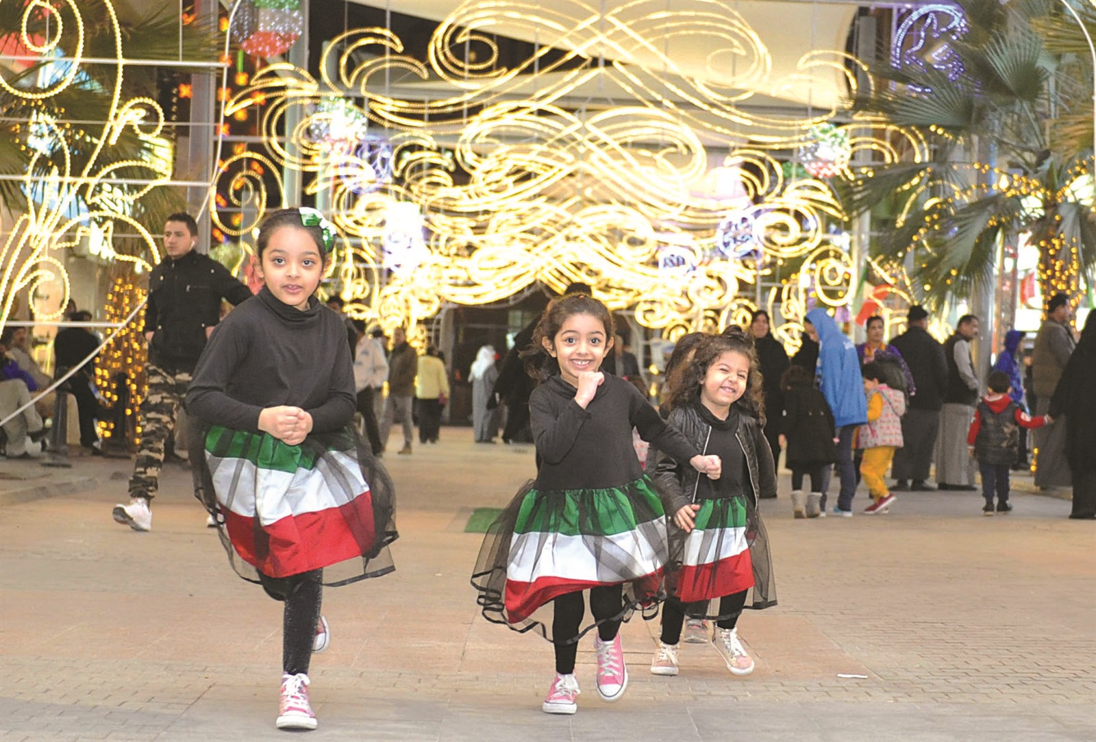 وجوه فرحة بالأعياد الوطنية  (تصوير بسام زيدان)