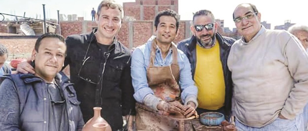 u0639u0645u0631u0648 u0633u0639u062f u0623u062bu0646u0627u0621 u062au0635u0648u064au0631 u0627u0644u0645u0633u0644u0633u0644