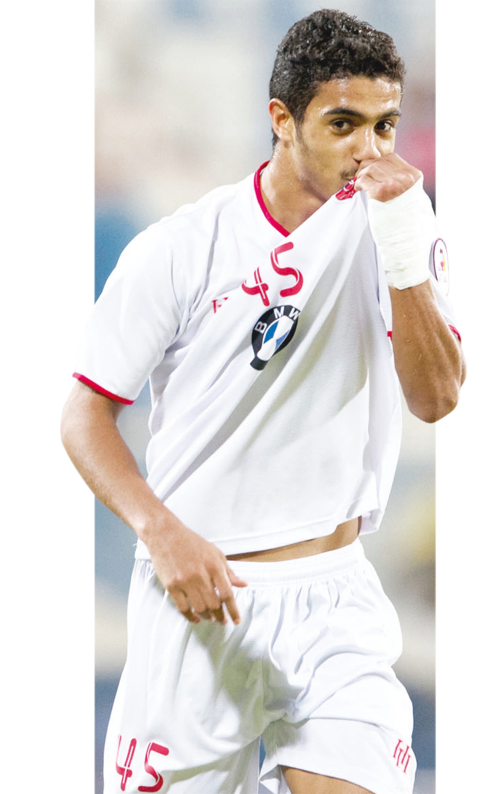 u0623u062du0645u062f u062du0632u0627u0645b(u0627u0644u0623u0632u0631u0642 u062fu0648u062a u0643u0648u0645)