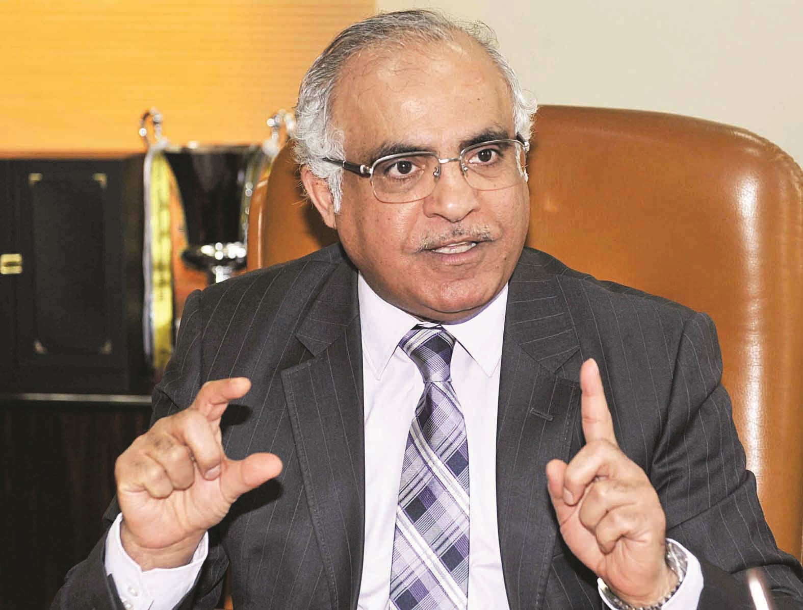 u0639u0627u062fu0644 u062eu0636u0631